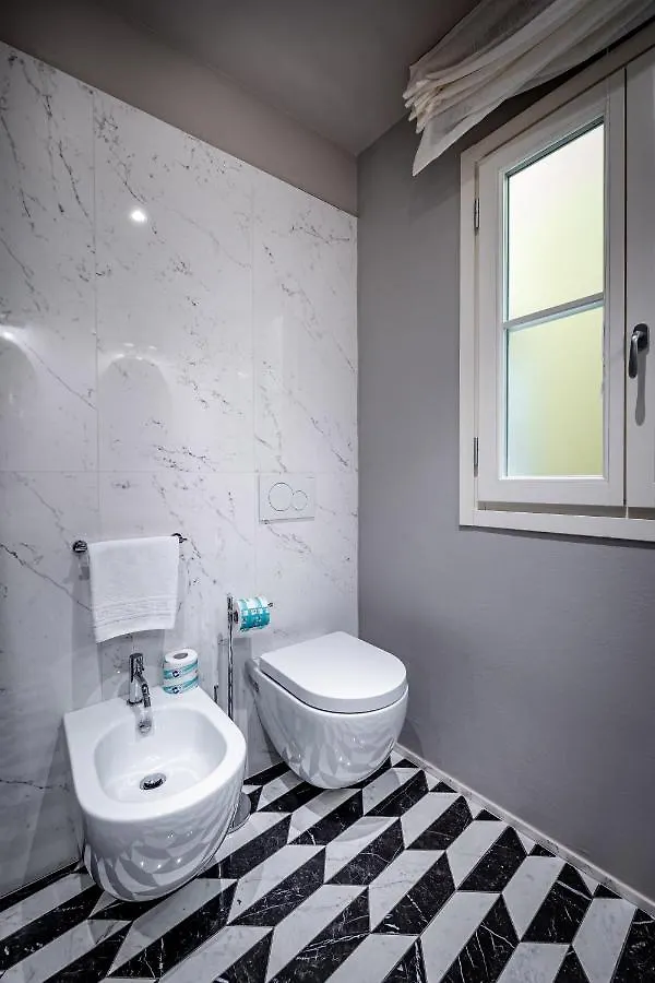 Hs4U Ricasoli Luxury Apartment Near Duomo N. 3 Florence